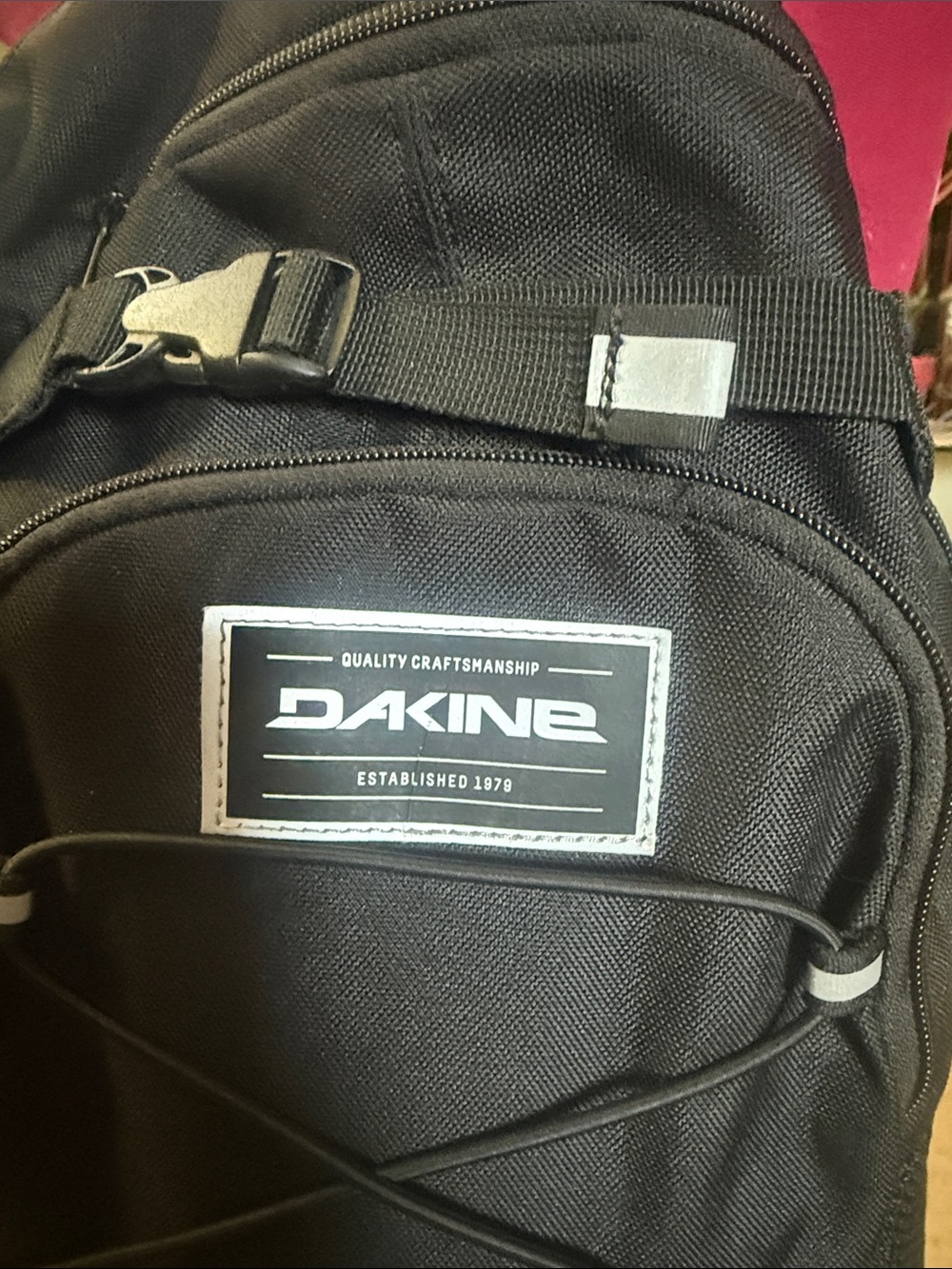 Dakine Grom 13L Backpack- pre-loved-small - Picture 2 of 7